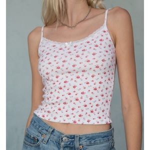 🦋 NWT Brandy Melville skylar tank 🦋